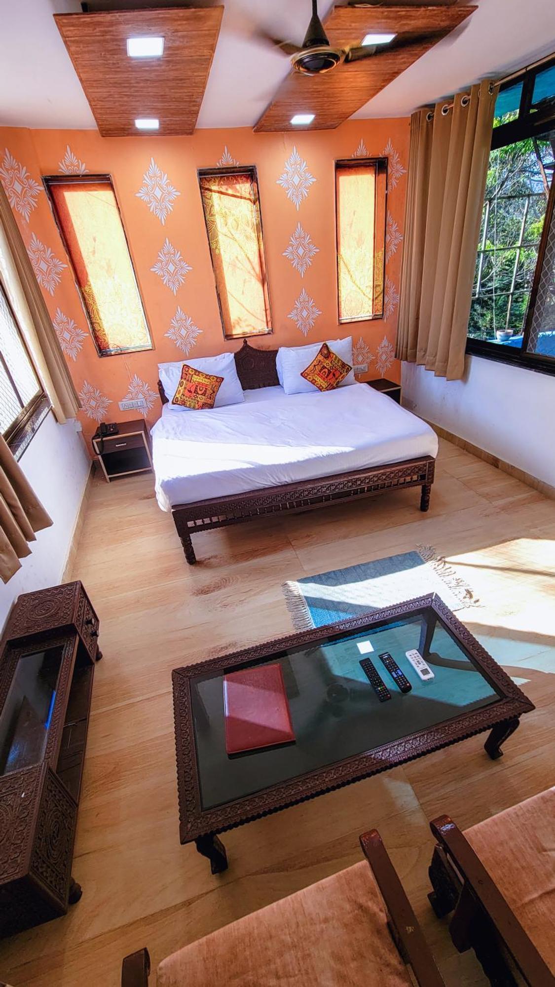 Rudraksha Inn Monte Abu Exterior foto
