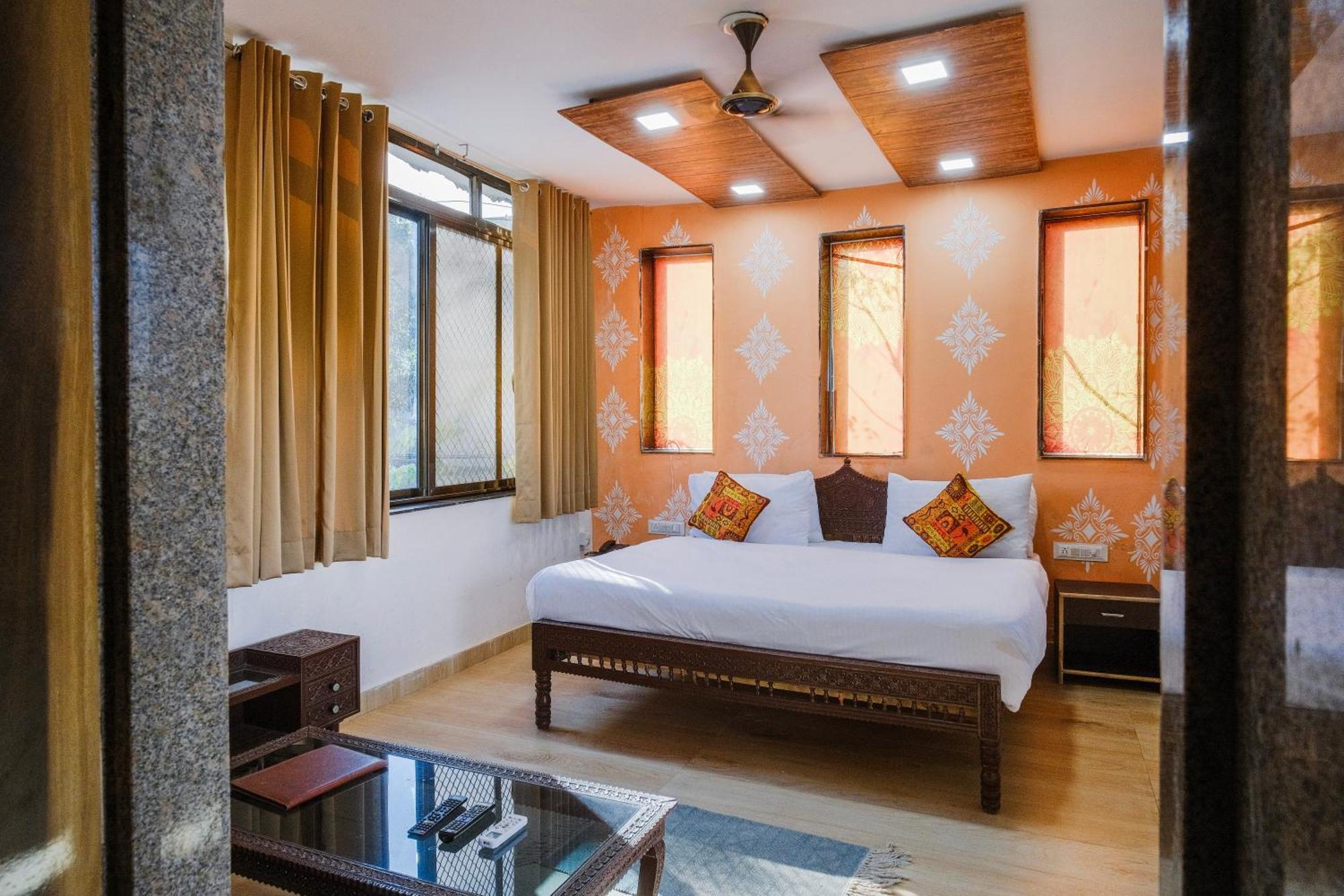 Rudraksha Inn Monte Abu Exterior foto