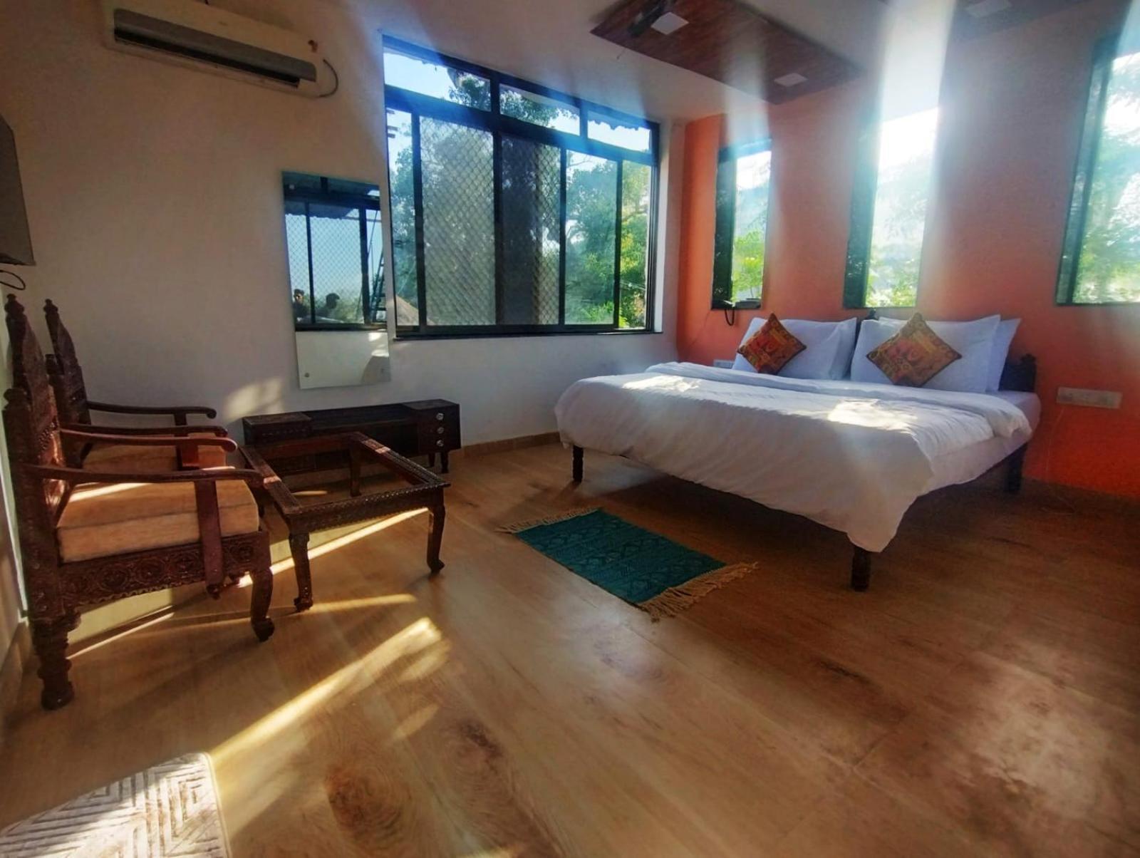 Rudraksha Inn Monte Abu Exterior foto
